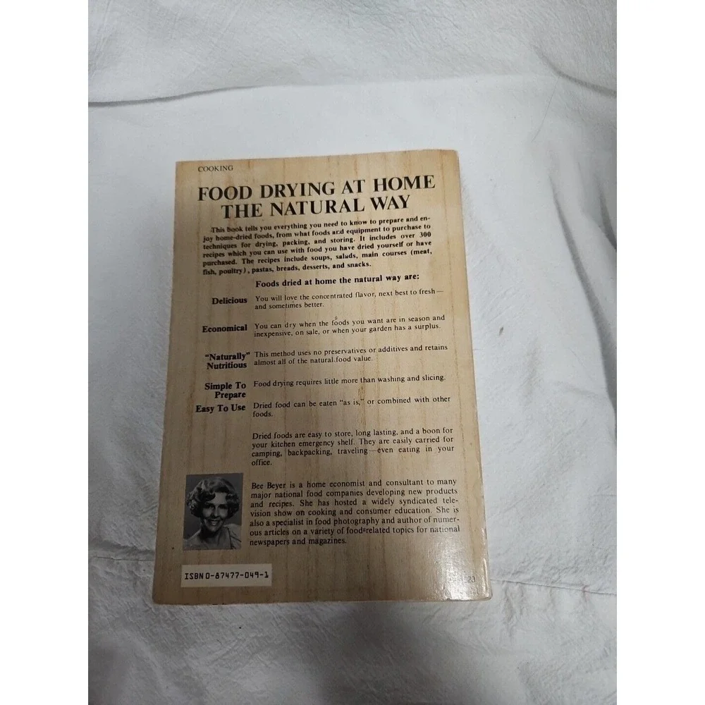 Vintage 1976 FOOD DRYING AT HOME‎ THE NATURAL WAY Cookbook Recipes Cook Book